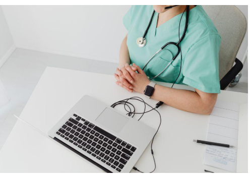 Balancing Full-Time Nursing Work With Continued Graduate Study